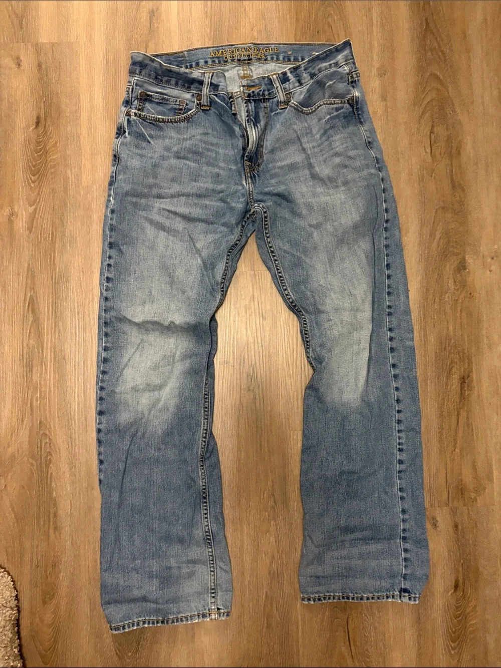 American Eagle Outfitters Men's Straight Light Blue Jeans